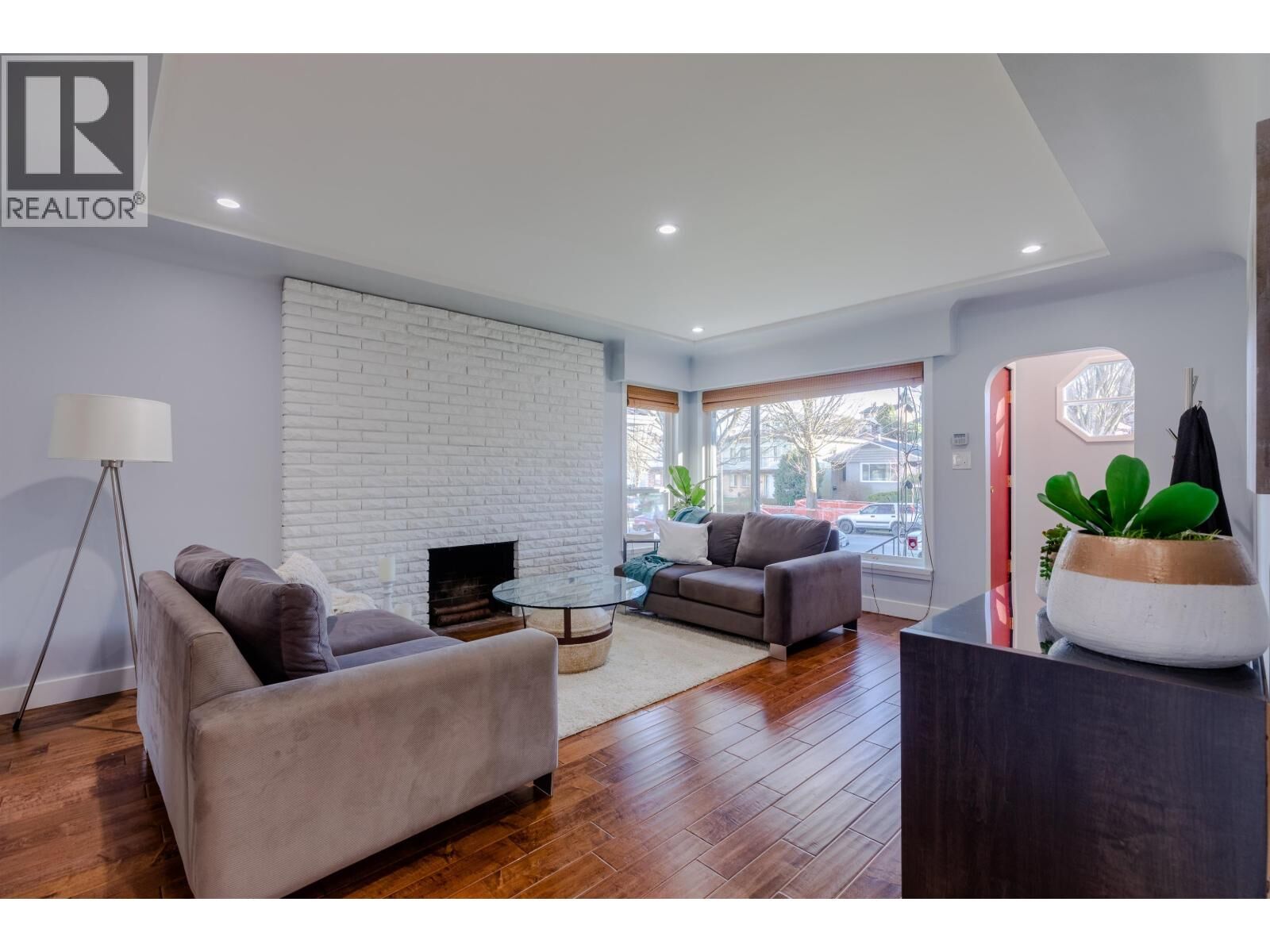 Property Photo:  2951 Venables Street  BC V5K 2R8 