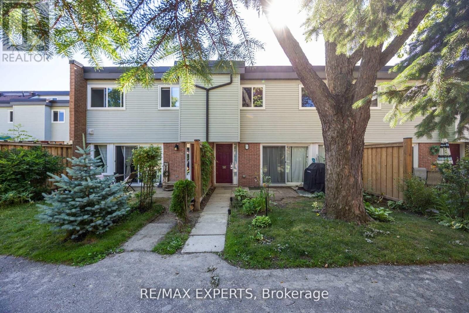 Property Photo:  242 Milestone Crescent  ON L4G 3M2 