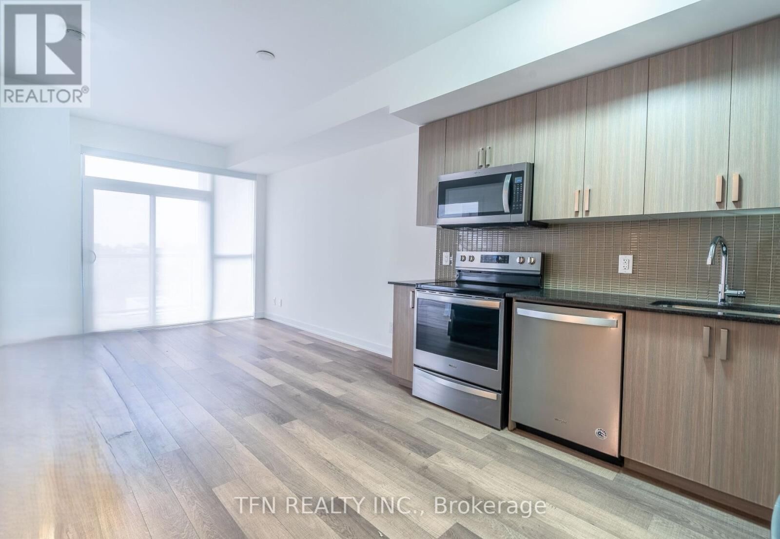 Property Photo: 1603 Eglinton Avenue West 506 ON M6E 0A1