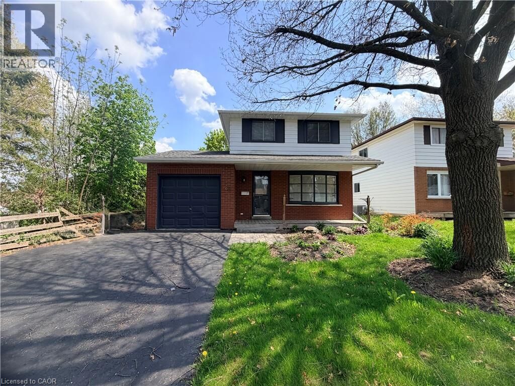 Property Photo: 43 Forest Glen Crescent ON N2N 1C7