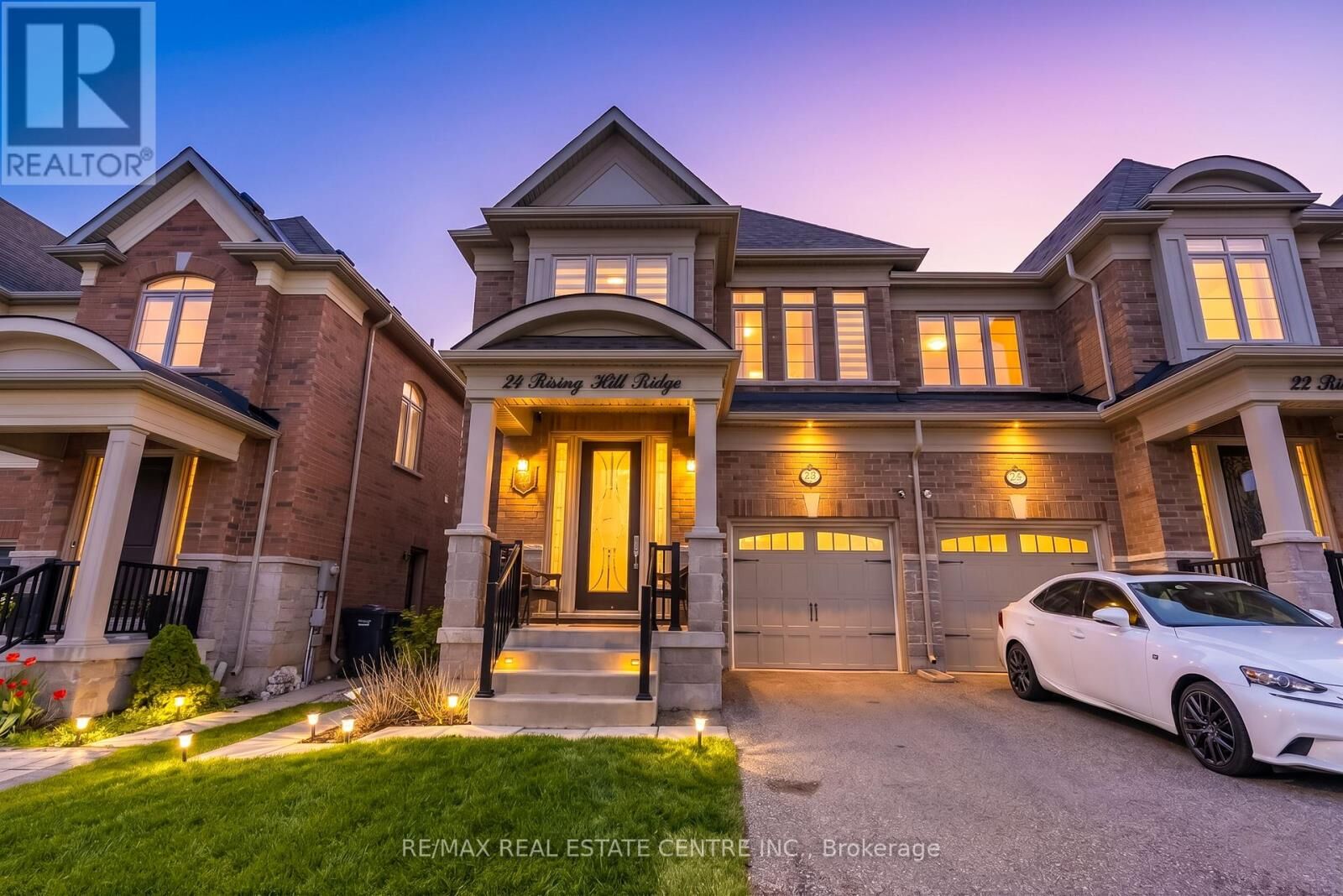 Property Photo:  24 Rising Hill Ridge  ON L6Y 0C3 