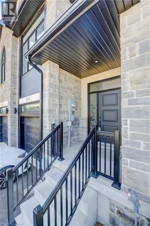 Property Photo:  16 Sandstone Street  ON N1S 4Y4 