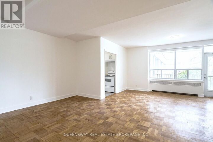 Property Photo:  755 Avenue Road 206  ON M5P 2J9 