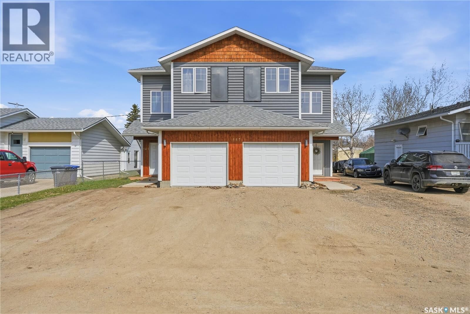 Property Photo:  A-B 141 Queen Street  SK S0H 1J0 