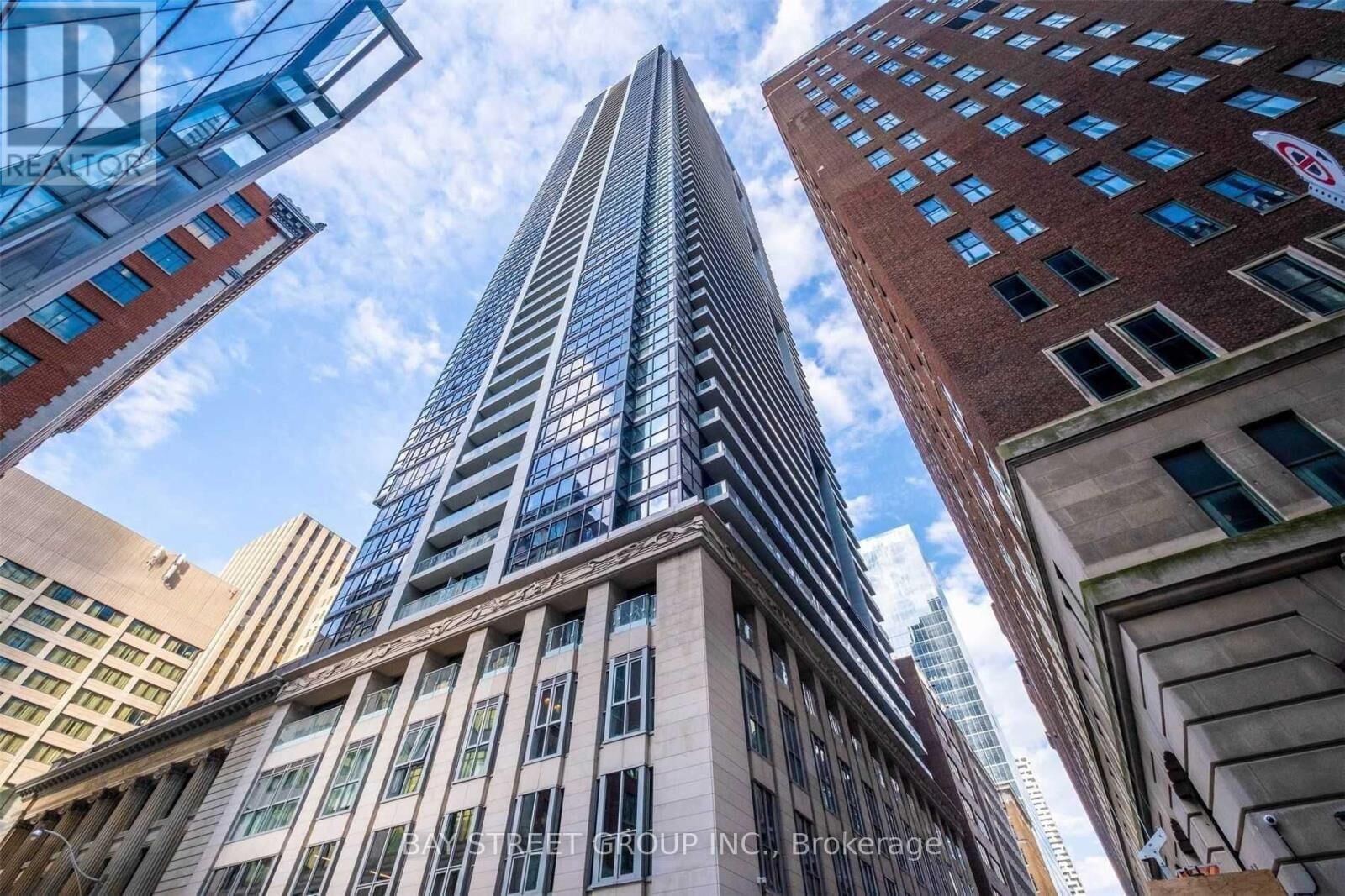 Property Photo:  70 Temperance Street 5315  ON M5H 4E8 