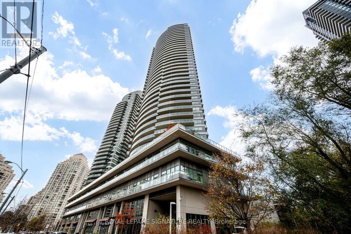 Property Photo:  2230 Lake Shore Boulevard West 204  ON M8V 0B2 