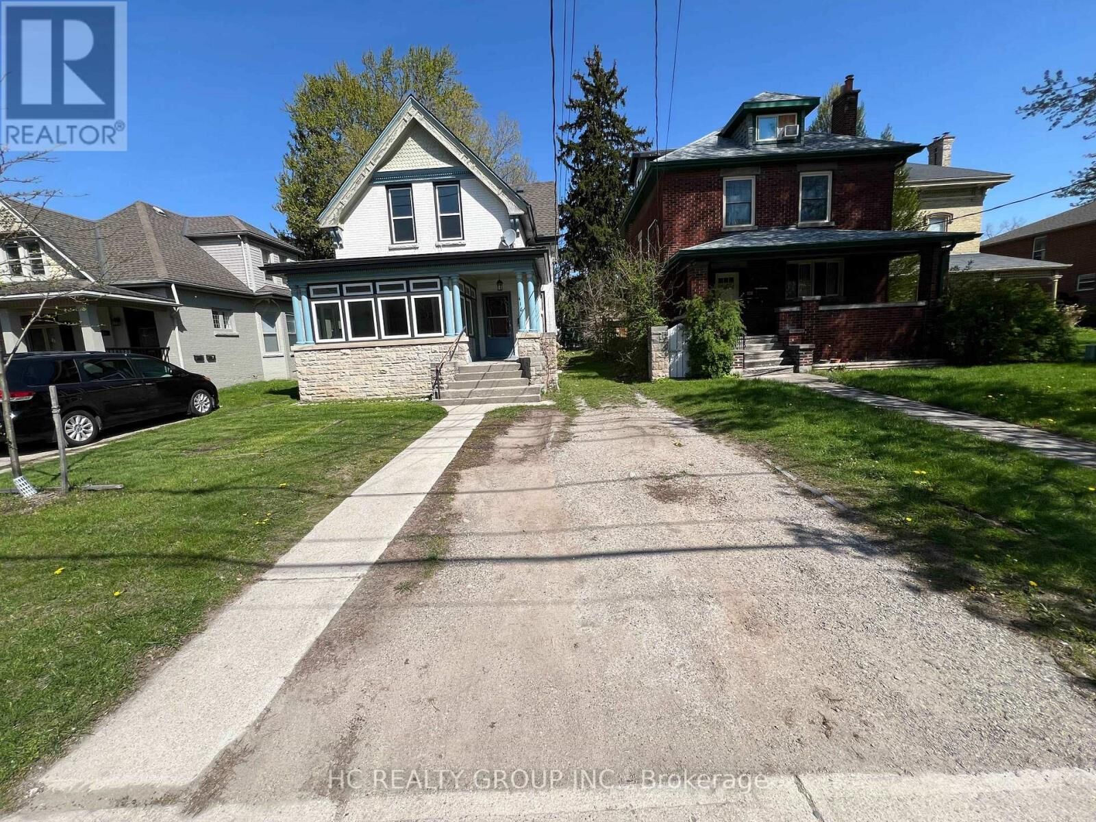 Property Photo:  416 East Oxford Street East 1  ON N5Y 3H4 