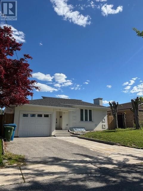 Property Photo:  3 Kennebec Crescent Main  ON M9W 2R6 