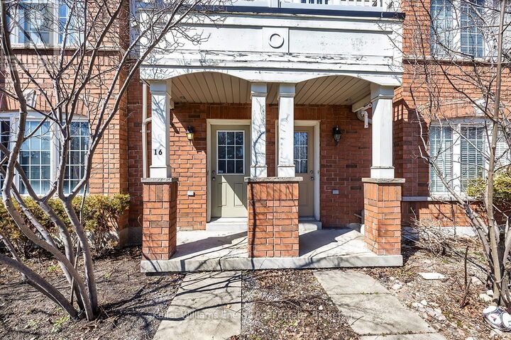Property Photo: 1790 Finch Avenue 16 ON L1V 0A1