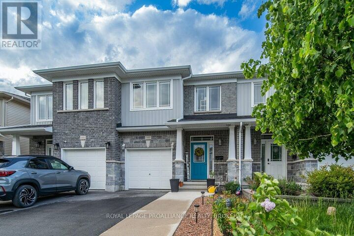 Property Photo:  1560 Davenport Crescent  ON K7P 0H7 