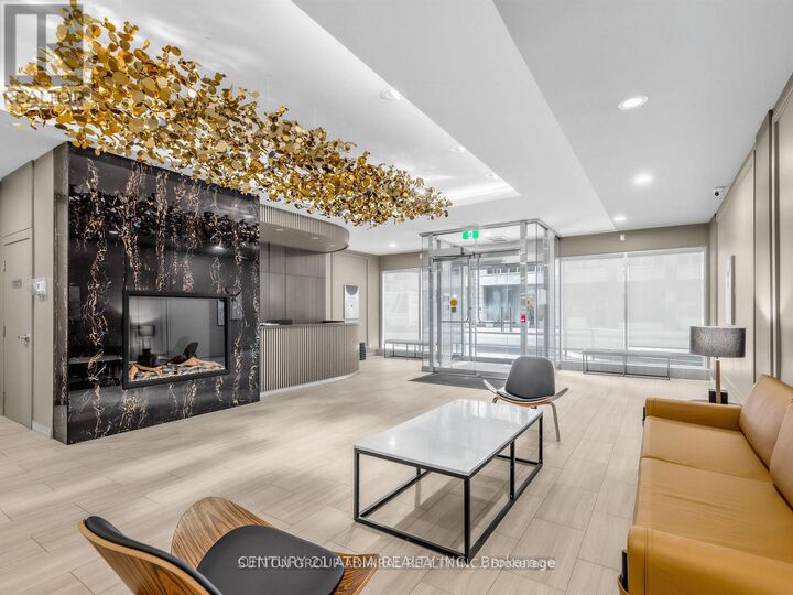 Property Photo:  263 Wellington Street West 905  ON M5V 3E6 