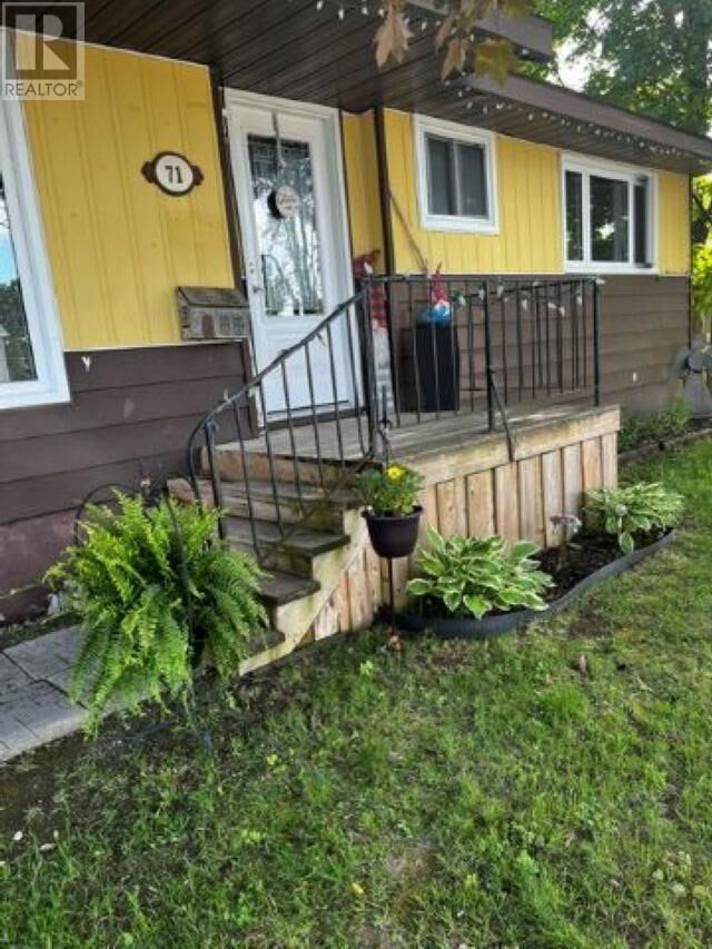71 Hutchison Ave — photo 1