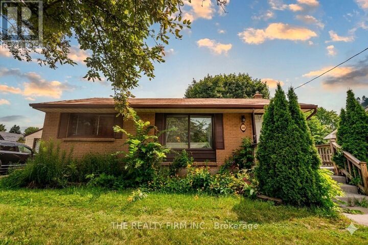 Property Photo:  348 Winnipeg Boulevard  ON N5W 4V2 