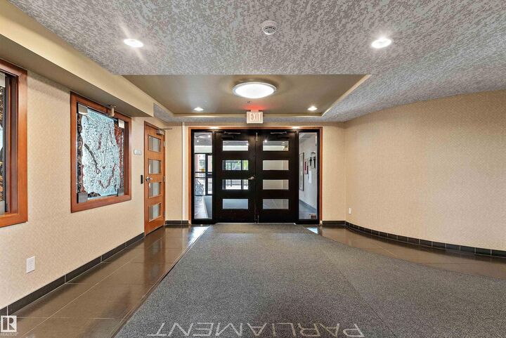Property Photo:  9939 109 Street NW 902  AB T5K 1H6 