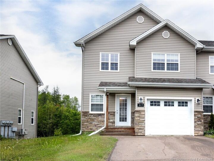 317 Dolbeau — photo 1