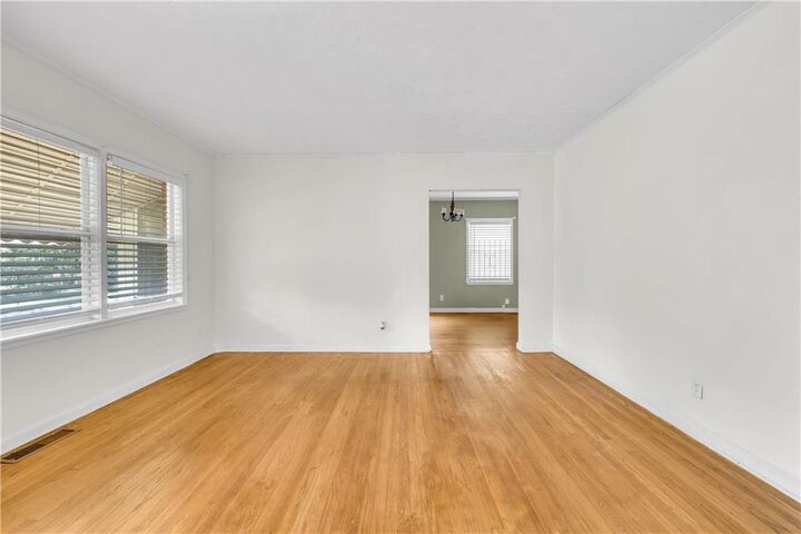 Property Photo:  1712 Clifton Way SE  GA 30316 