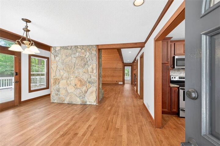 Property Photo: 1799 Webb Gin House Road GA 30078