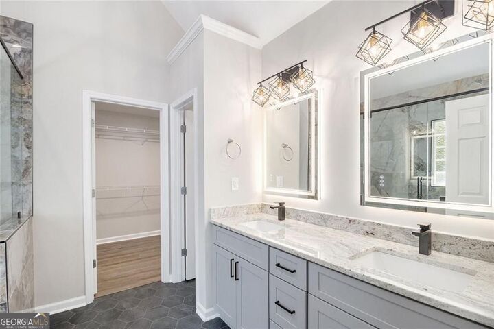 Property Photo: 322 Westhill Drive GA 30265