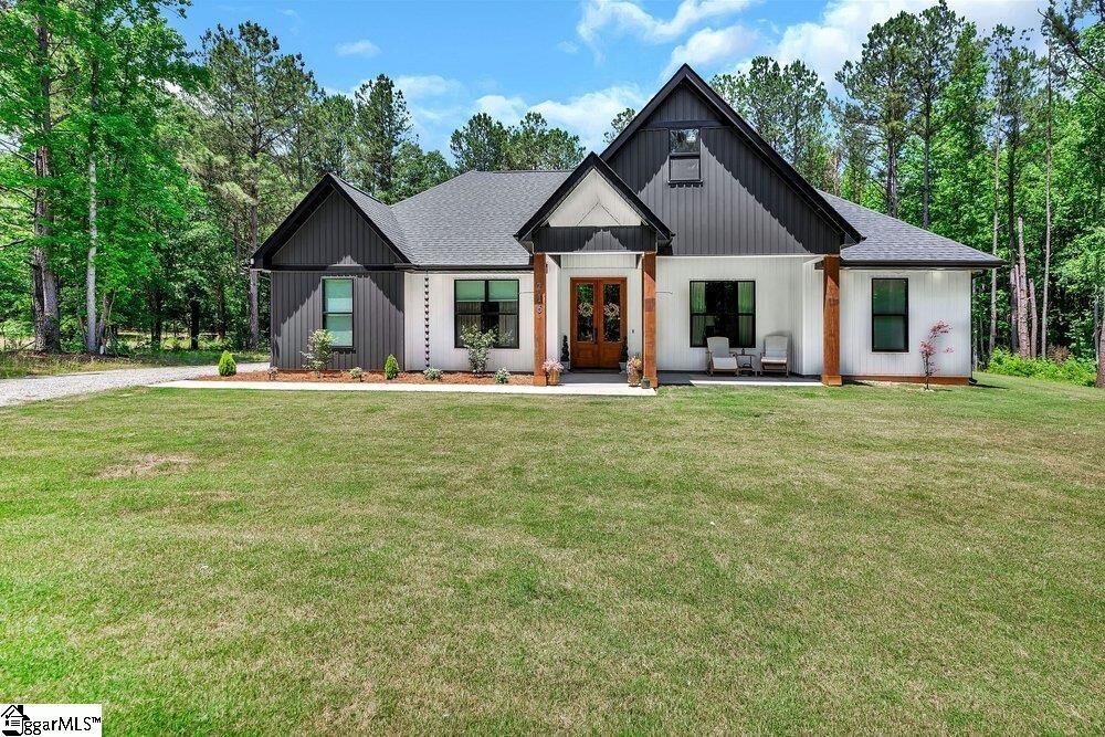 Property Photo:  216 Odell Court  SC 29697 