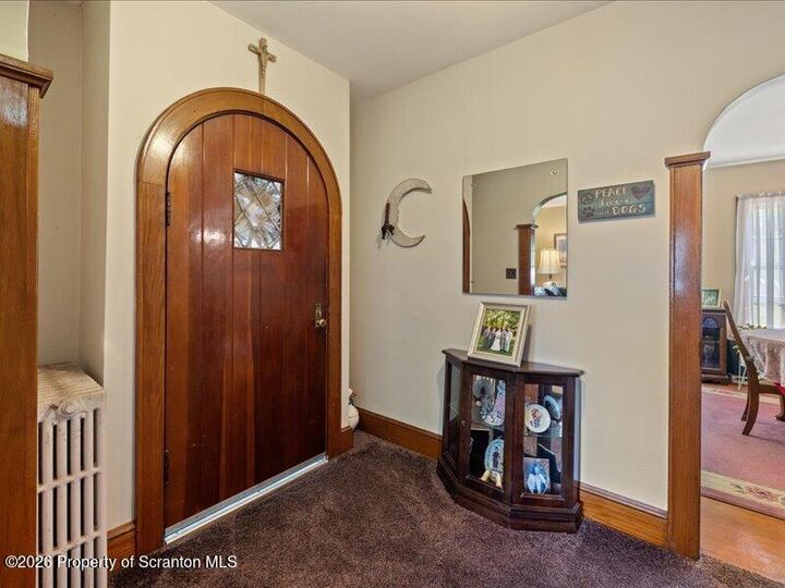 Property Photo:  71 Pleasant Avenue  PA 18465 