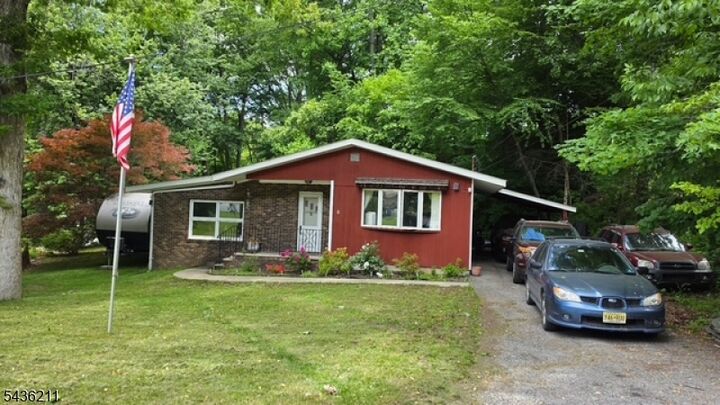 Property Photo:  5 Lake View Dr  NJ 07419 