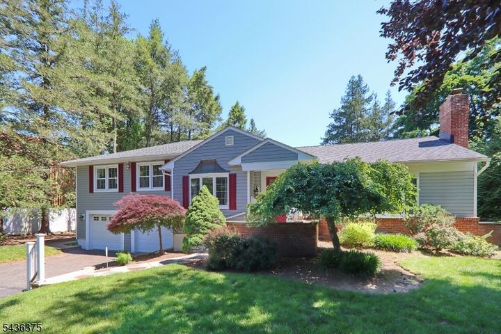 Property Photo:  785 Lamberts Mill Rd  NJ 07090 