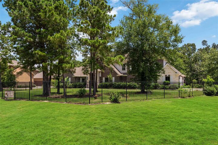 Property Photo:  27002 Benton Brook Court  TX 77386 