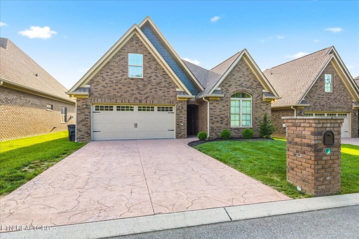 Property Photo:  211 Village Cove Circle  TN 37329 