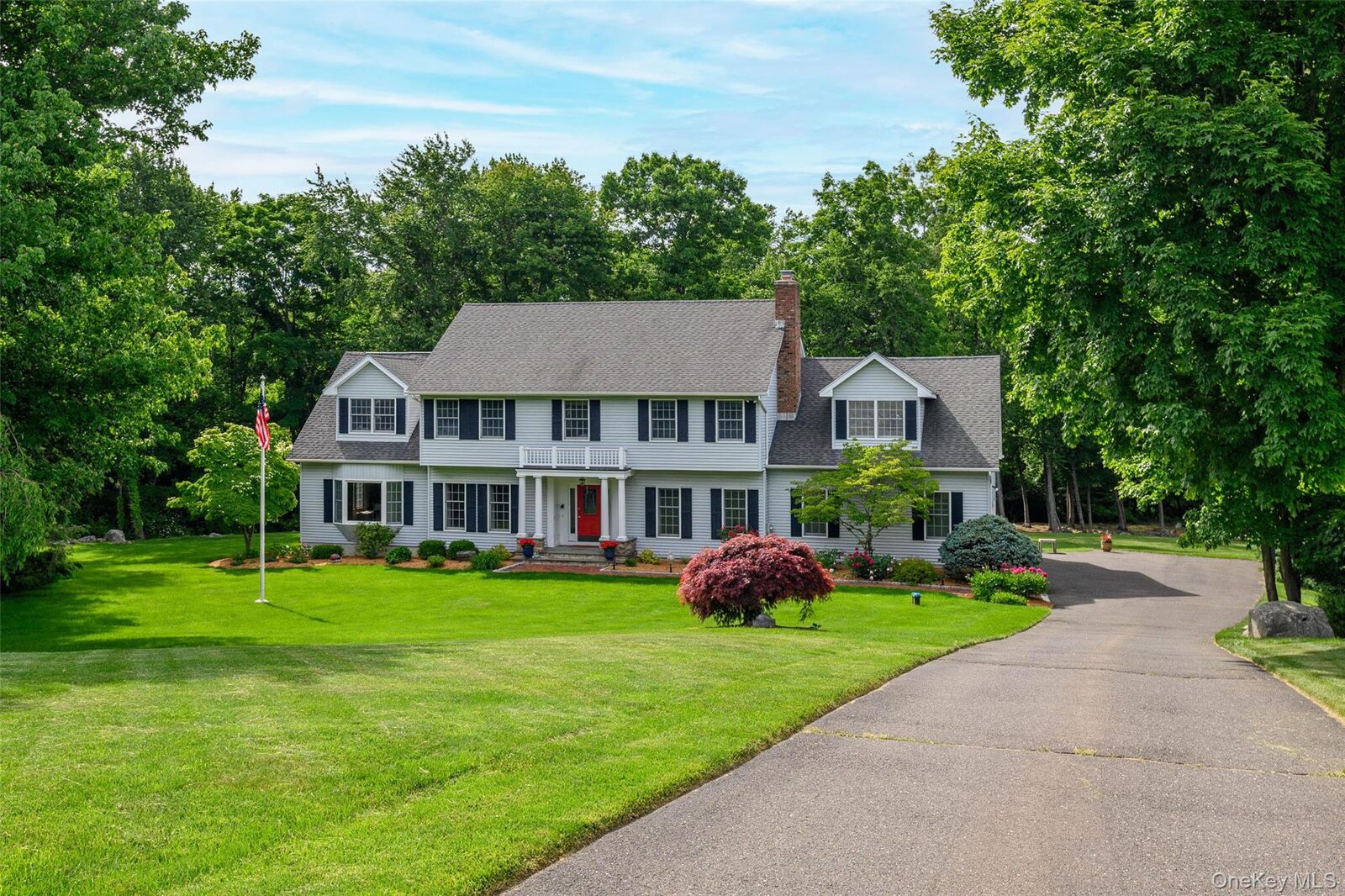 Property Photo: 7 Huntington Connecticut Lane CT 06812