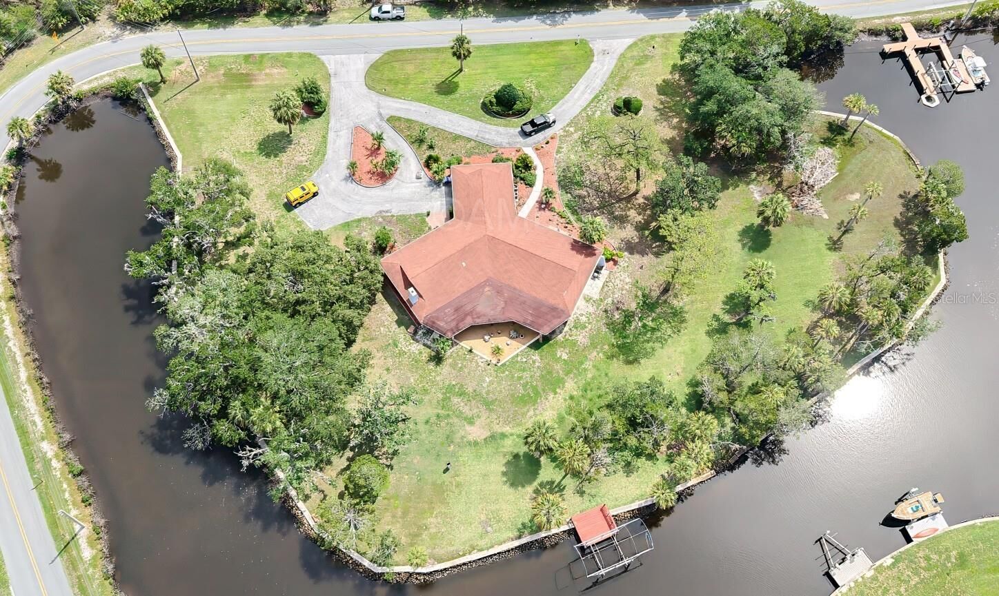 Property Photo: 11580 W Dixie Shores Drive FL 34429