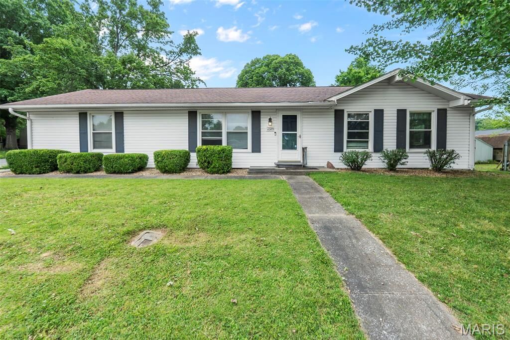 Property Photo: 2328 Lombardo Street MO 63701