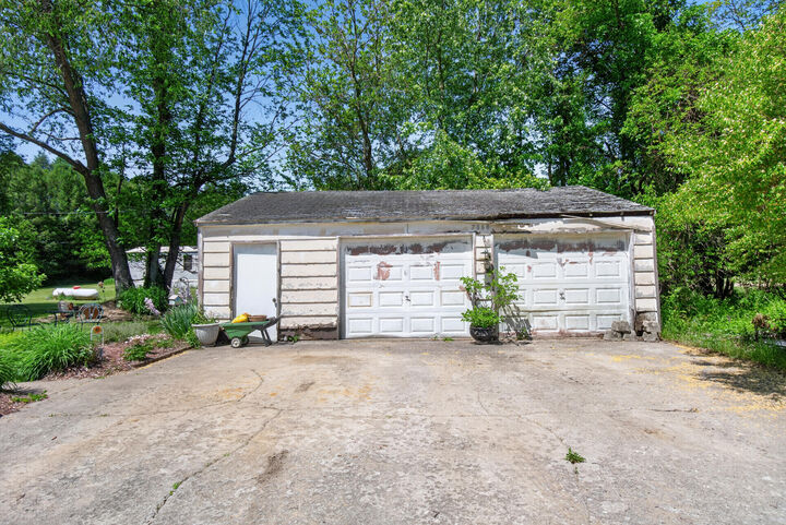 Property Photo:  7868 Dixon Road  MI 49201 