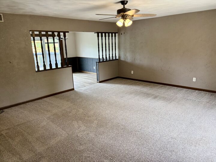 Property Photo: 8819 Oak Drive IL 61727