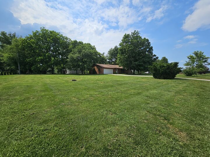 Property Photo: 14541 N Morton Lane IL 62864