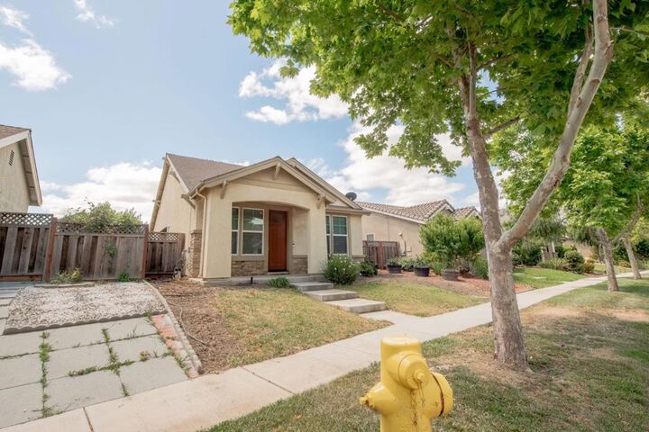 Property Photo:  609 Brumwell Street  CA 93930 
