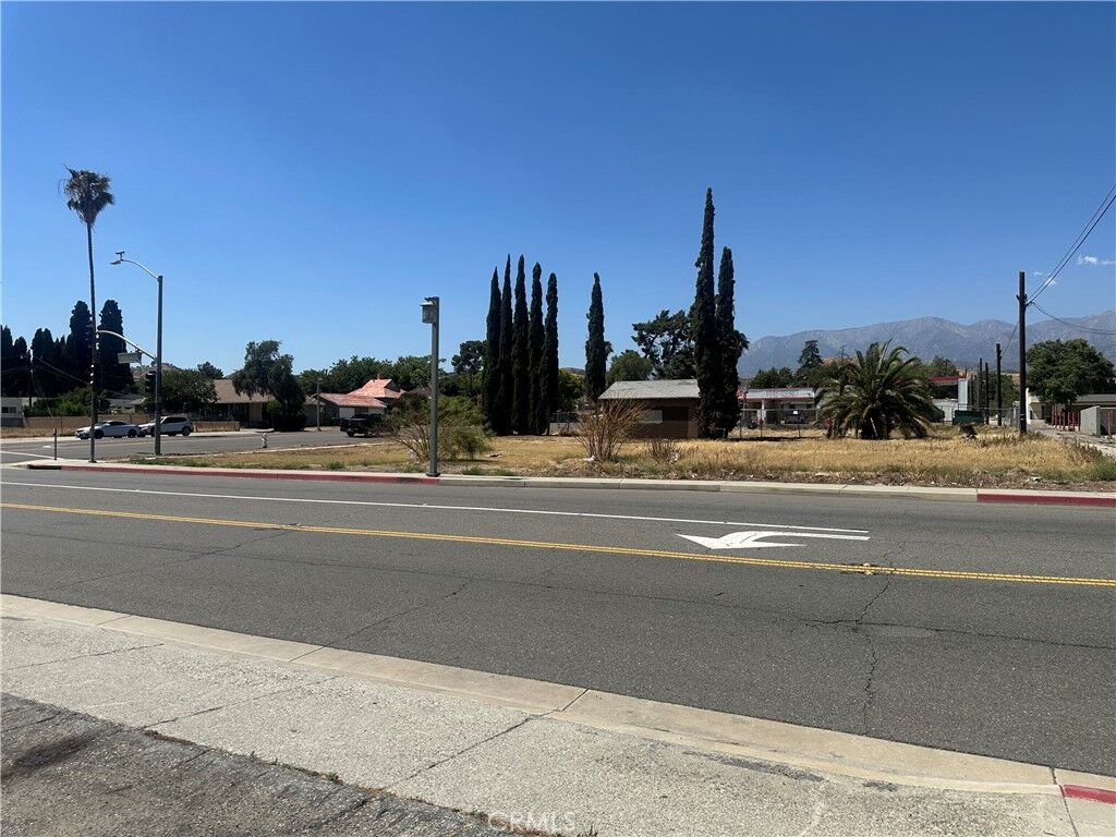 Property Photo:  385 West Ramsey  CA 92220 