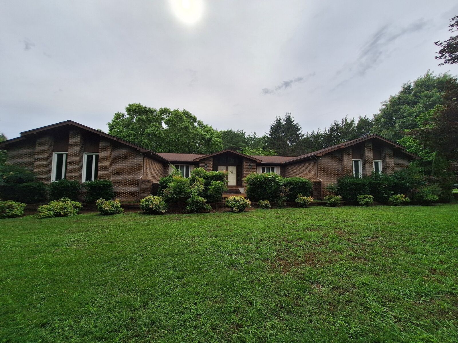 Property Photo:  615 Lakeview Way  TN 37398 