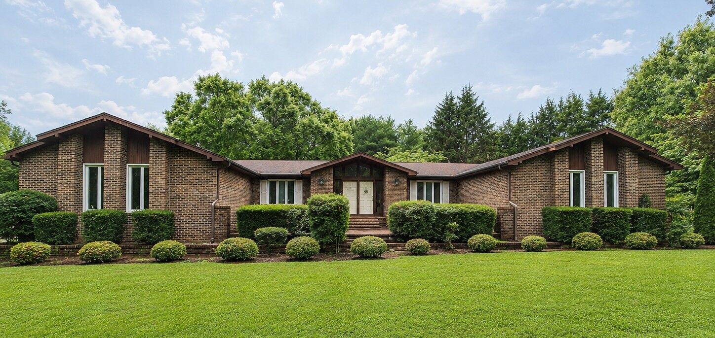 Property Photo:  615 Lakeview Way  TN 37398 