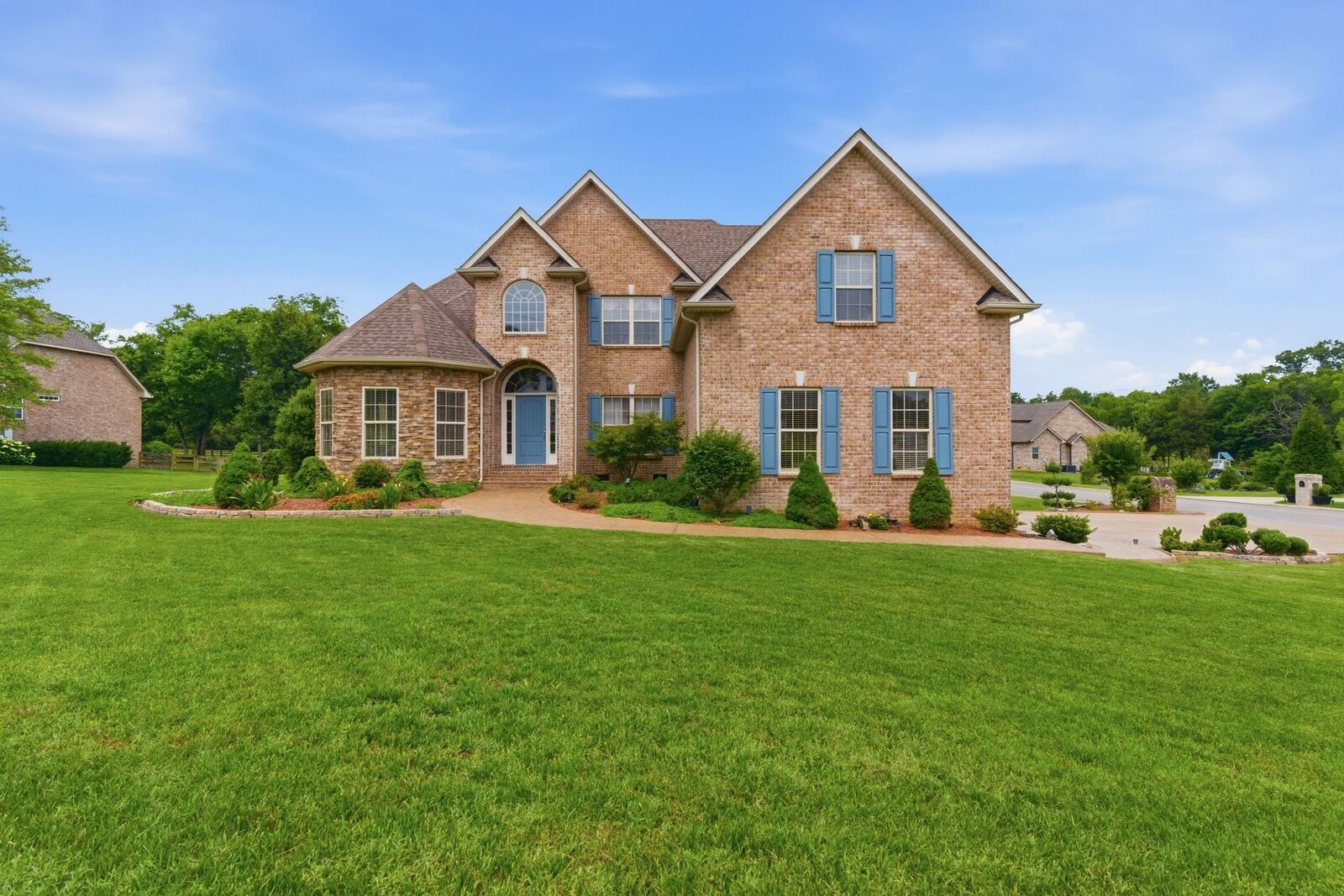 Property Photo: 247 Ridgewater Way TN 37122