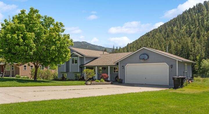 Property Photo: 21119 Handley Loop MT 59825
