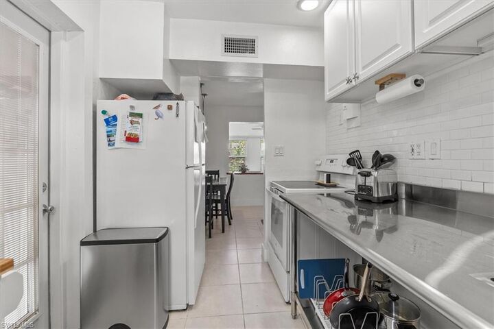 Property Photo:  1854 Danford St  FL 34112 