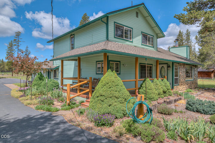 Property Photo:  53939 Pine Grove Road  OR 97739 