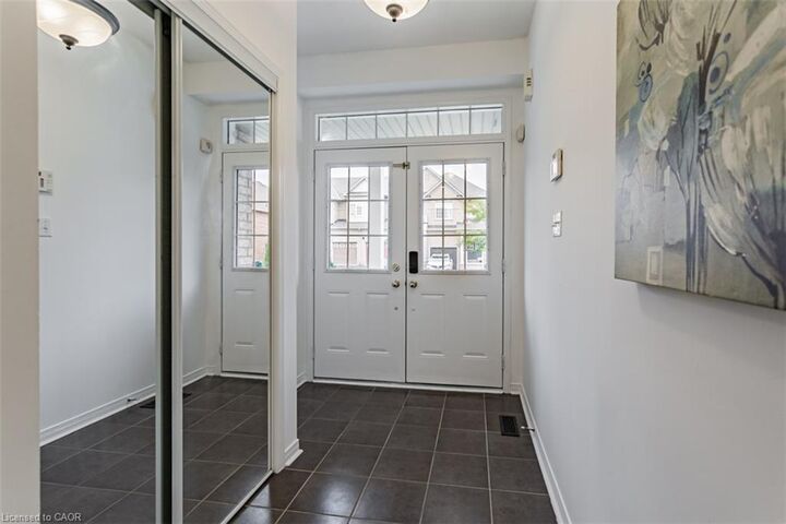 Property Photo:  16 Evanwood Crescent  ON L6X 0P8 