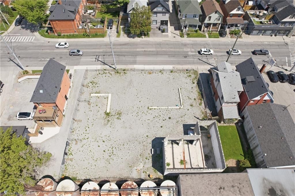 Property Photo: 210 Dundurn Street S ON L8P 4K3