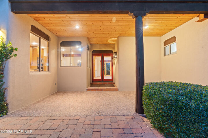 Property Photo:  2715 W Green Brier Drive  AZ 86305 