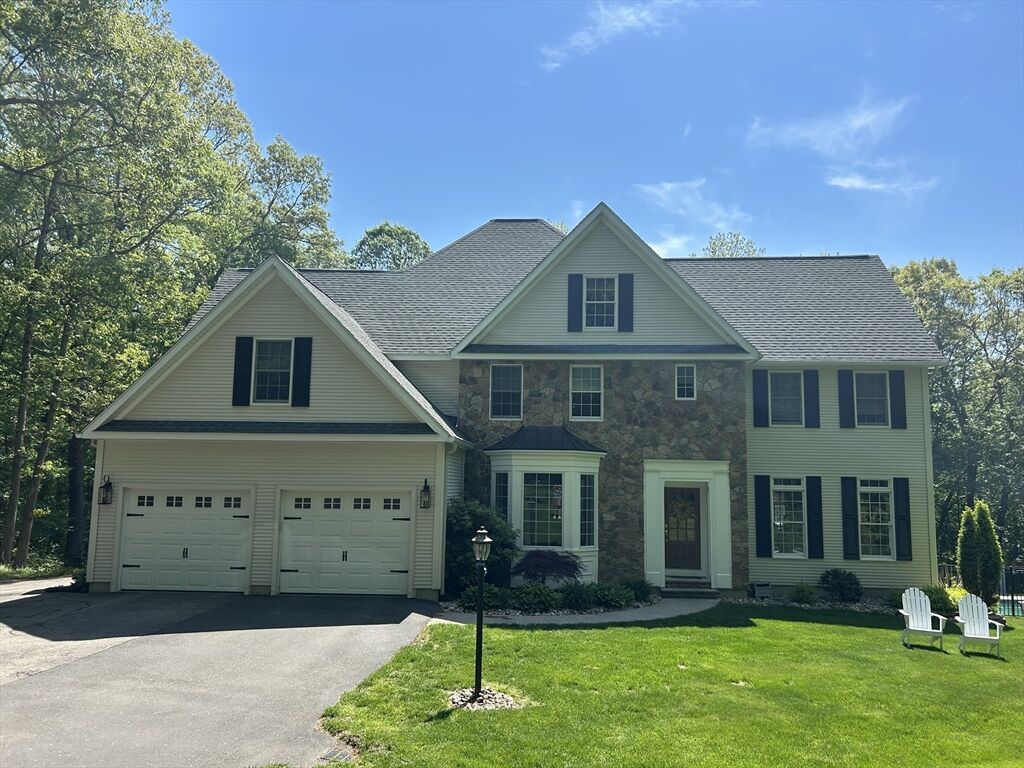 Property Photo:  8 Iroquois Ln  MA 01095 