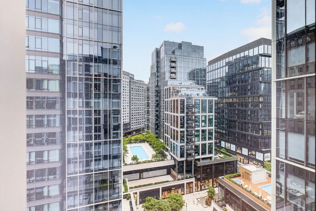 Property Photo:  133 Seaport Blvd 1517  MA 02210 