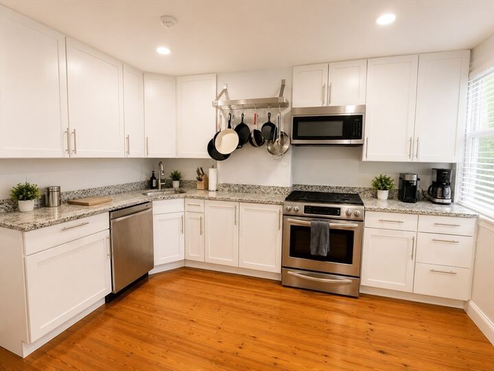 Property Photo: 594 E 5th St 1 MA 02127