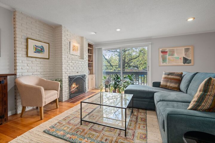 Property Photo:  282 Mount Auburn 282  MA 02472 