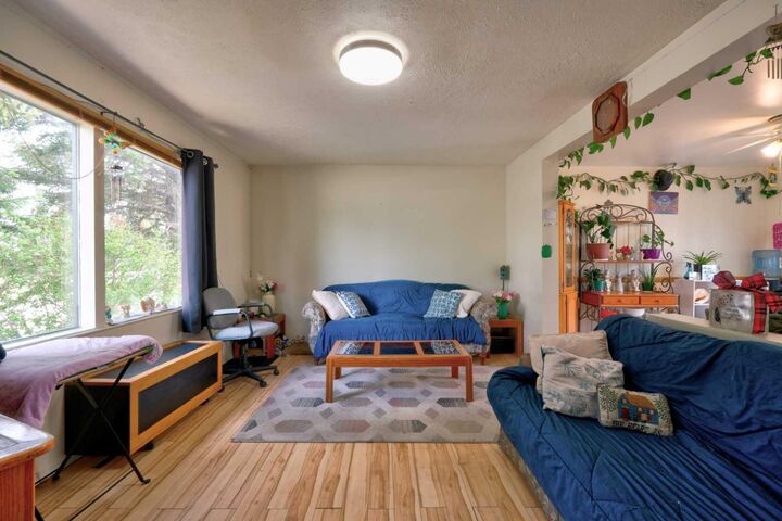 Property Photo: 517 55 Avenue W AB T0L 0T0